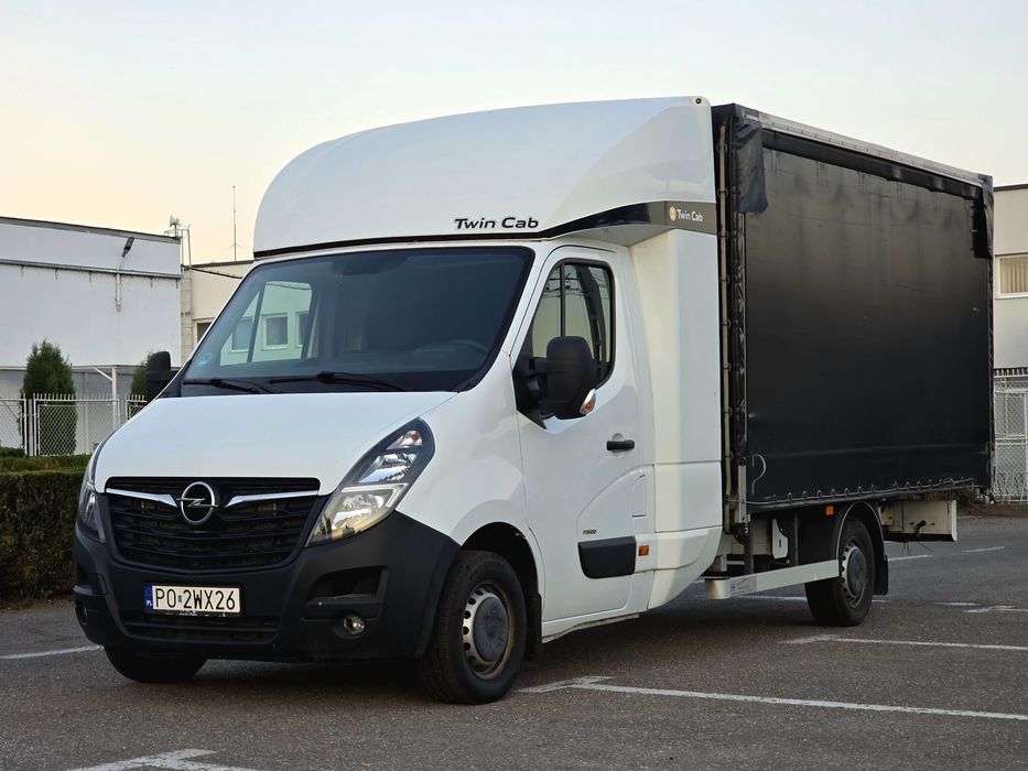 Opel Movano TwinCab 8 EuroPaleti două dormitoare