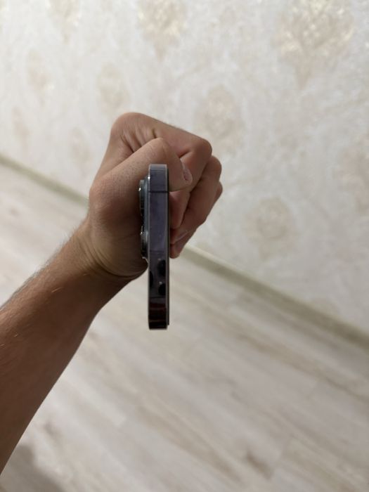 продам Iphone 14 pro