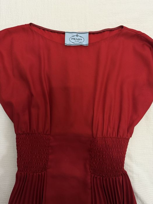 Женское красное платье, размер S