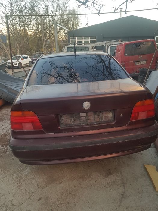 Bmw e39 520 l complet sau piese