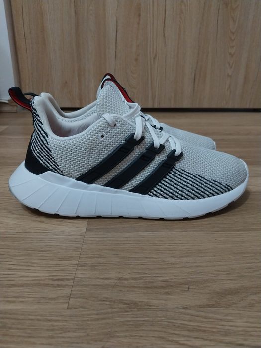 Adidasi originali Adidas Nr.42.