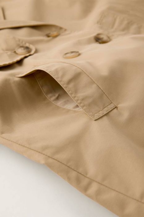 Zara тренч привезен с Испании