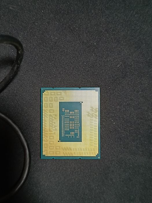 Intel core i5 12400f