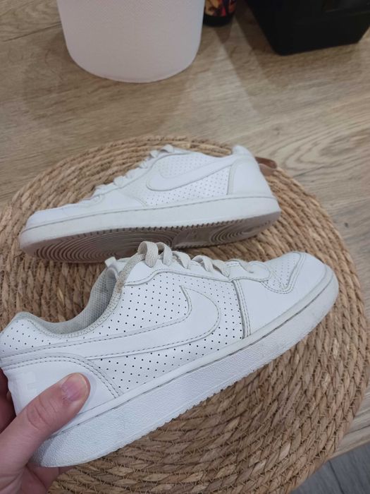 Оригинални маратонки на Nike