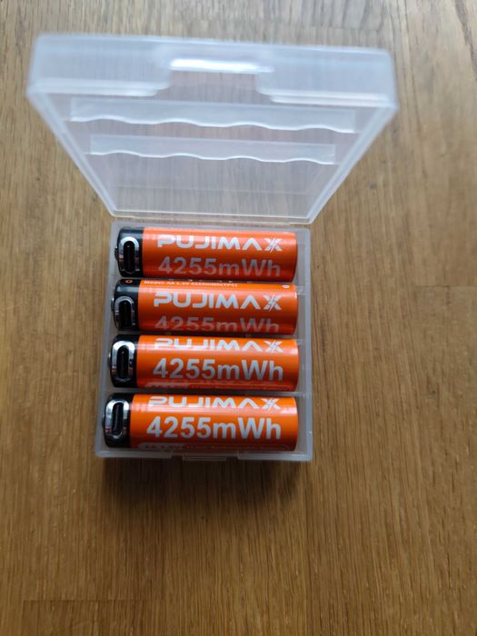 Acumulatori AA cu USB C noi