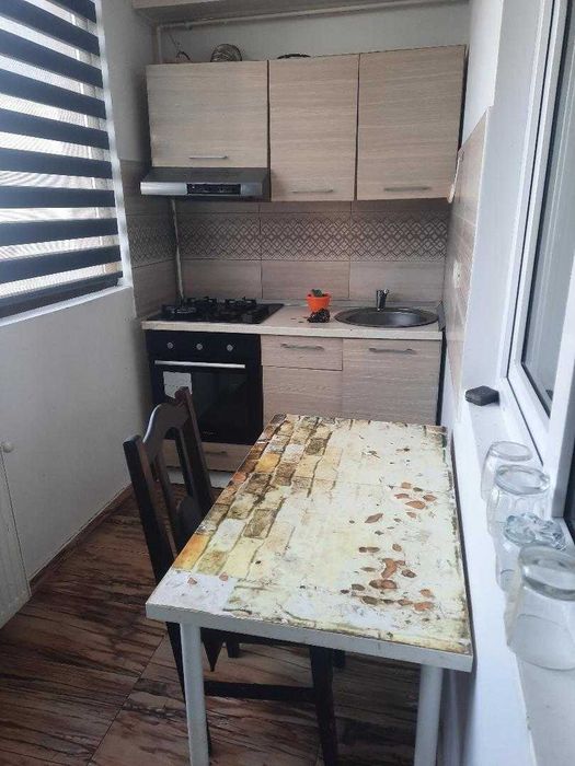 Inchiriez ap 2 cam Militari Residence