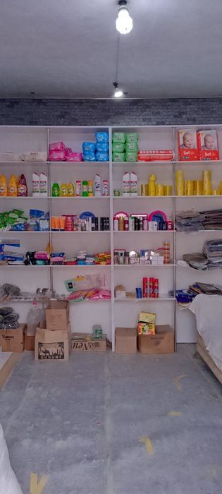 Витрина сотилади состояние жуда яхши нархи 6 млн буй 3 м Узун 6 м