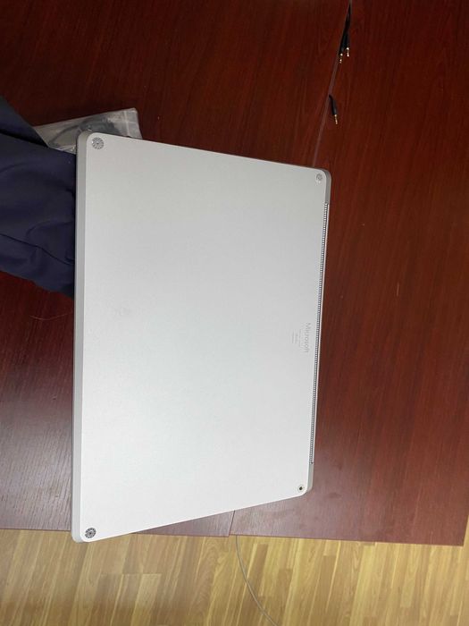 Micrasoft Surface Laptop 3 Alicantara