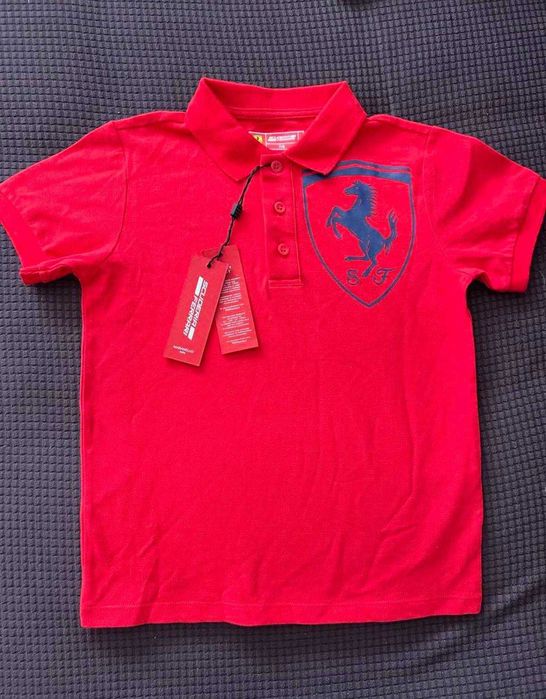 НОВА детска тениска с якичка Ferrari (размер 7-8 години)