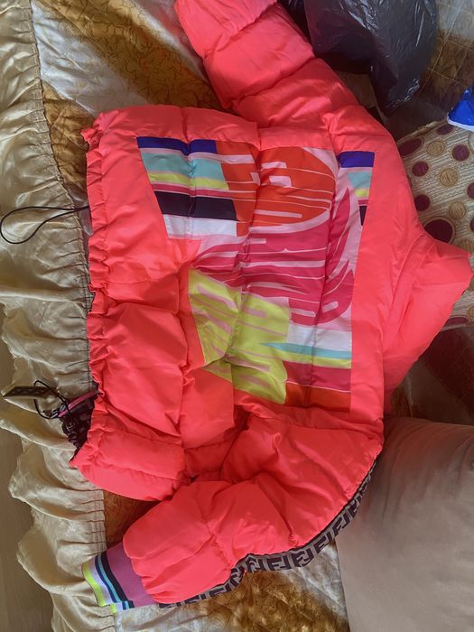 Зимни якета с естествен и изкуствен косъм