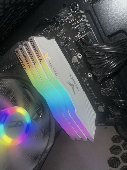 Продам оперативную память DDR4