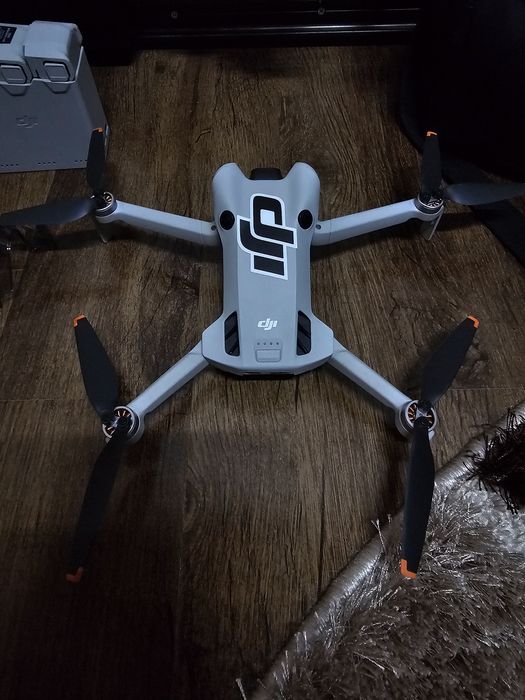 Drona dji mini 4 pro