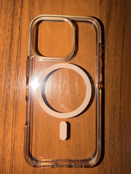 Продам чехлы на iPhone 16 Pro. 1шт/300тг.
