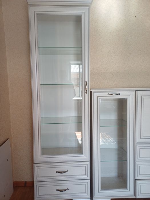 Продаётся стенка