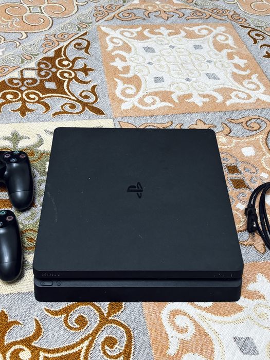 PlayStation 4 Slim 1 Tb