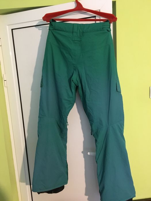Сноуборд панталон Nitro Green, размер S.