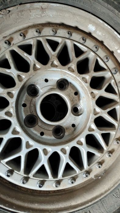 Диски двух составные ,пяти болто, выевые
