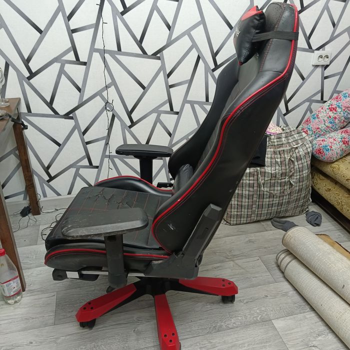 Геймерское кресло