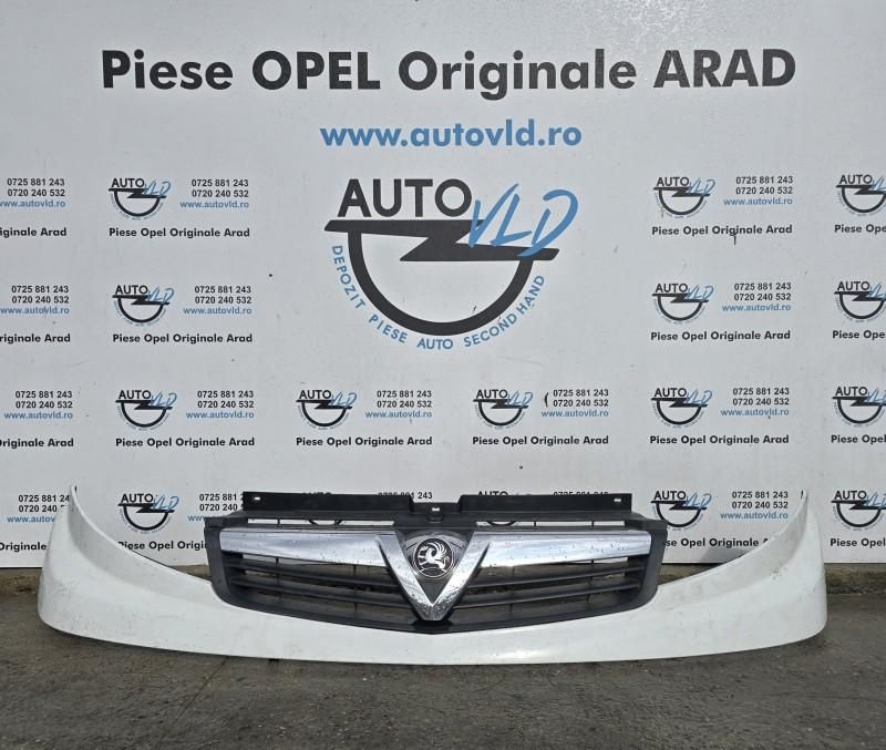 Ornament bara fata superioara cu grila radiator UK Opel Vivaro