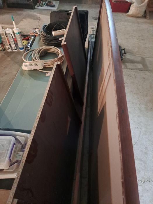 Стол две разных хорошим состояний