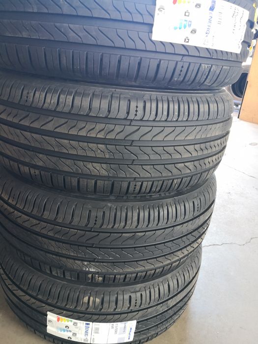 215 55 17 цола нови гуми Michelin dot 26