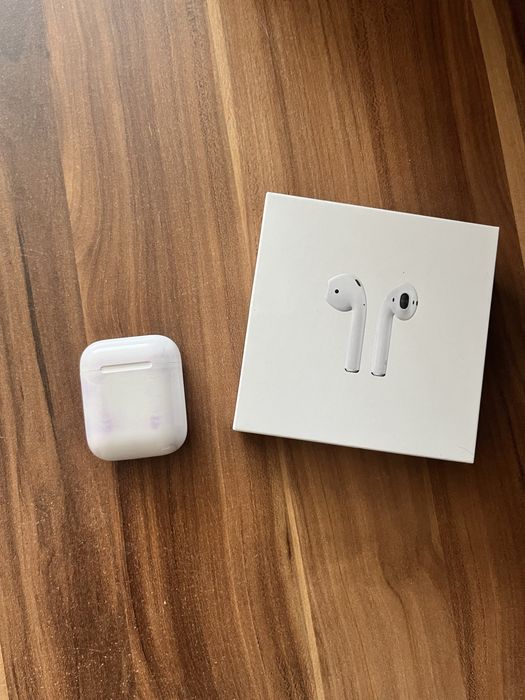 Продам или обменяю AirPods оригинал