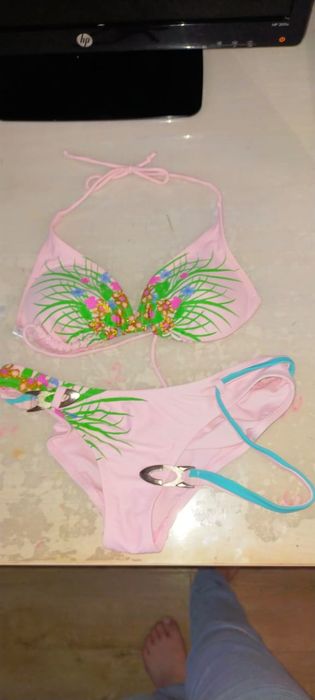 Продам купальник