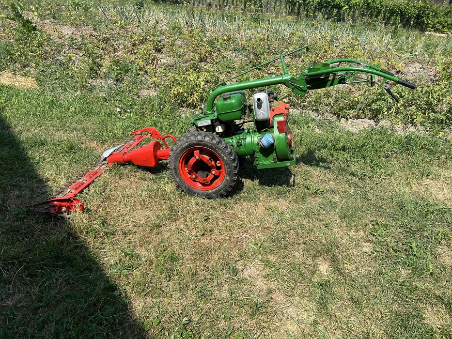 Motocultor/motocositoare cu remorcă