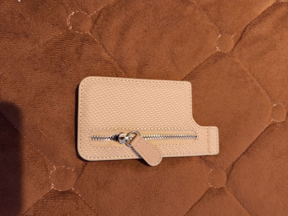 Портмоне тип магнитно/залепващо към телефона