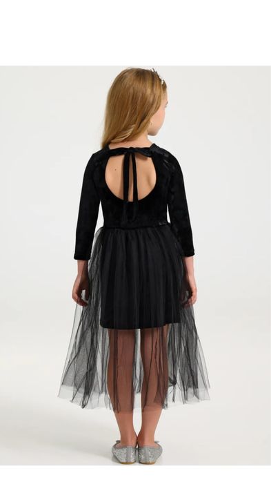 Платье продам Wednesday