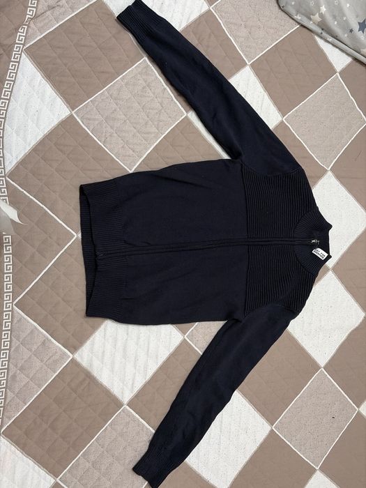 Продам школьную кофту на мальчика