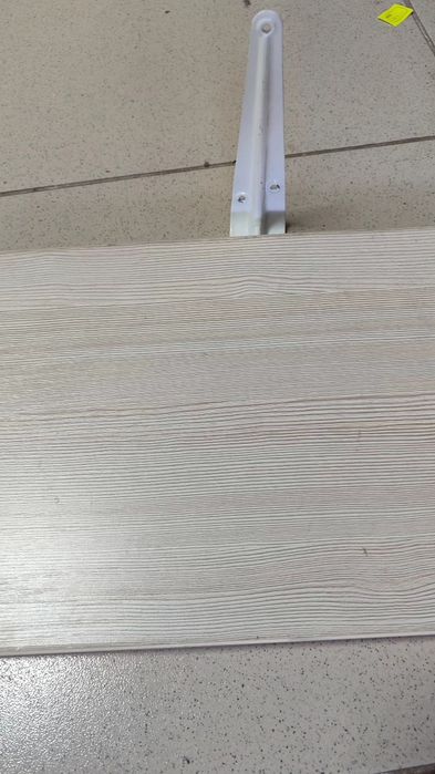 Полки деревянные с держателем