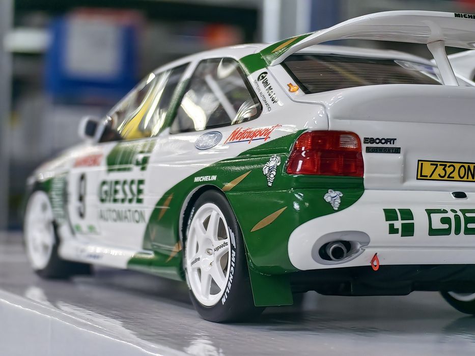 Продавам 1:18 Rally