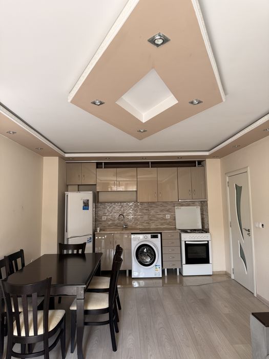 Давам апартамент под наем