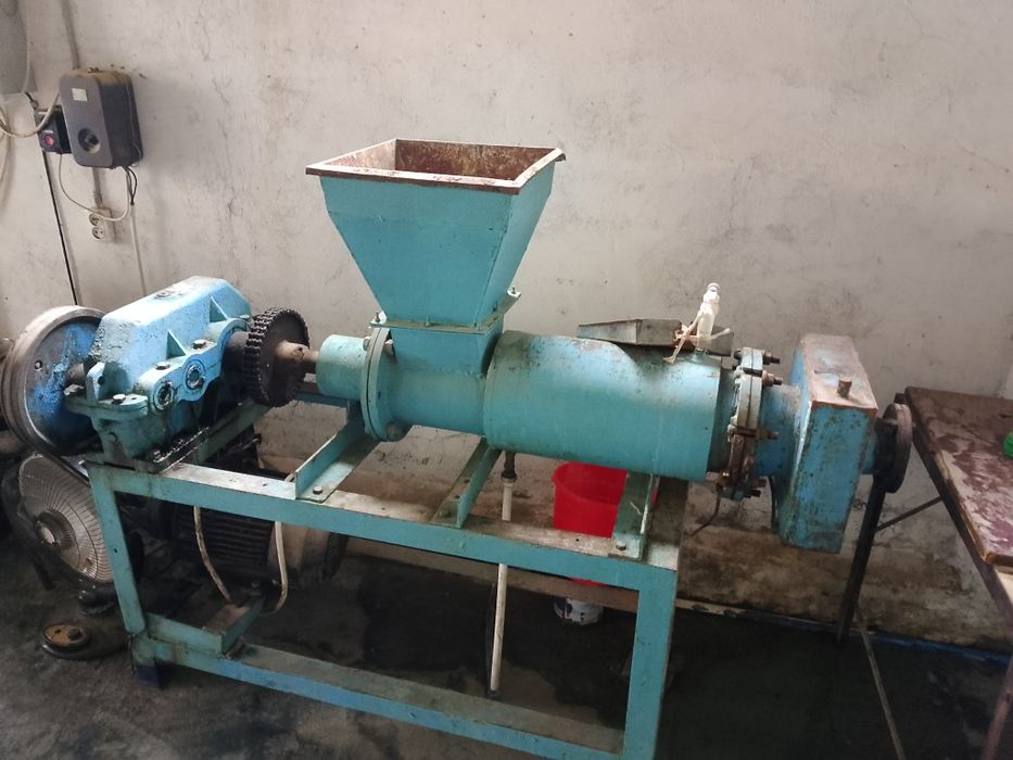 Kir sovun stanogi sotiladi yog eritadigani qushib beriladi