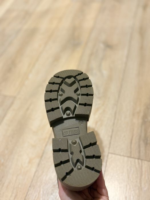 Ghete/bocanci Guess nr 36 piele naturala