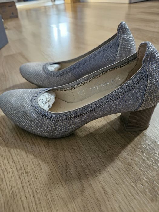 Pantofi damă Kordel mărimea 38 –eleganți, foarte comozi, stare excelen