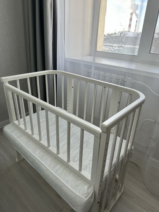 Продам детскую кроватку