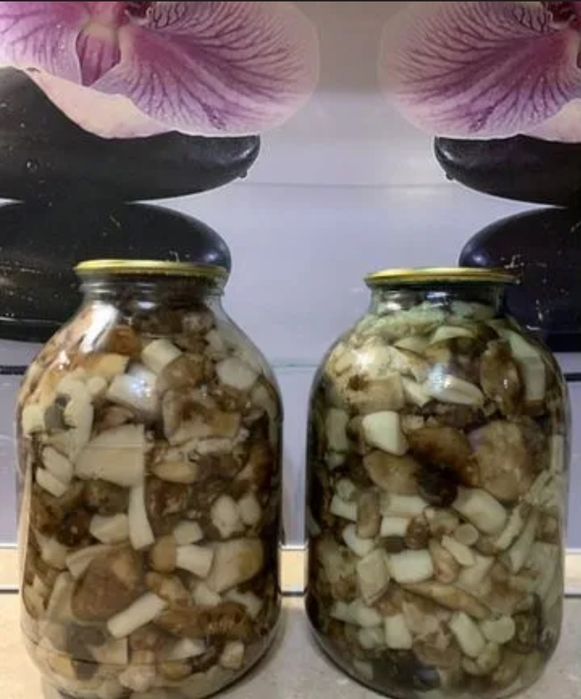 Соленые грибы Валуи