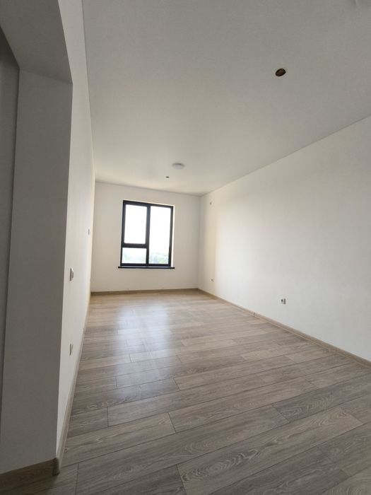 Продается квартира в Мирзо-Улугбекском районе. Ор-р перекресток Сампи