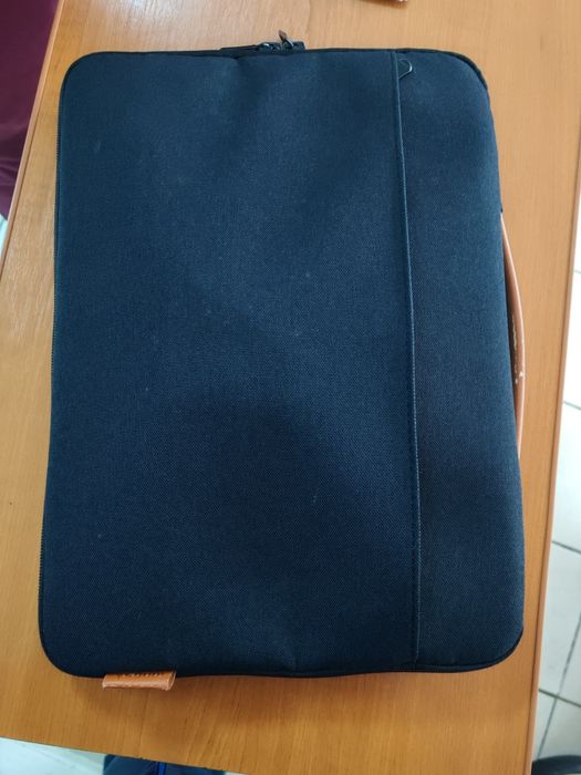 Se vine ASUS Notebook UX303L