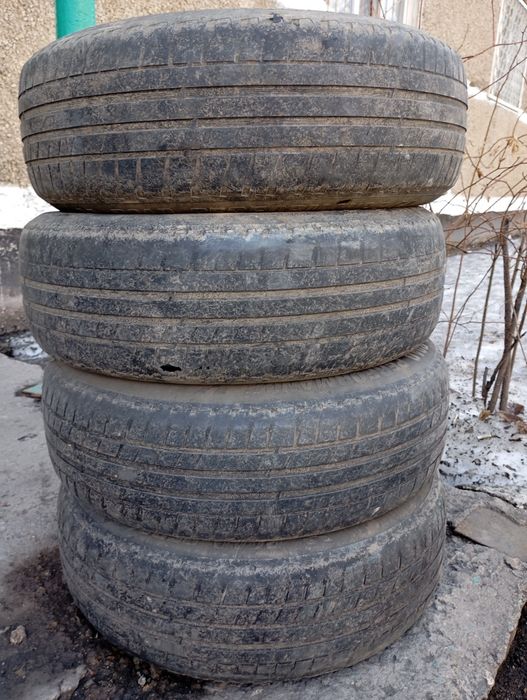 Продам шины б/у на 15-185\65