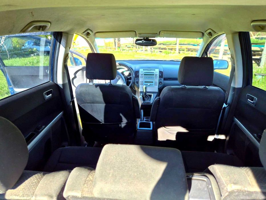 Toyota Corolla Verso 2005 газ икономична