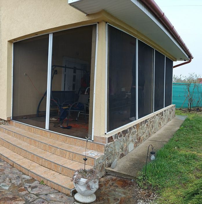 Plase anti-insecte (țânțari)/ Rolete exterioare