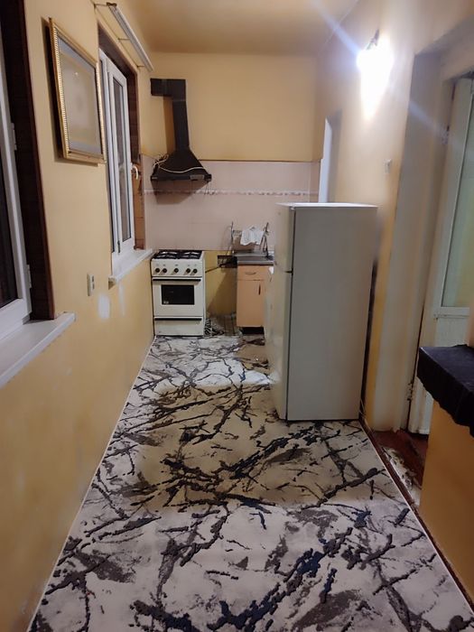 Аренда 2³ квартира срочно маклерсиз!