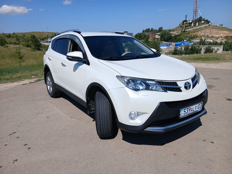 Раф-4, 2013года, полный привод, автомат.