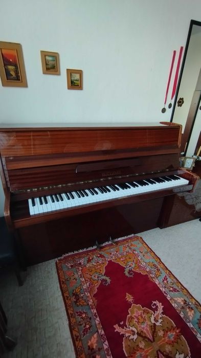 Немско пиано Bluthner