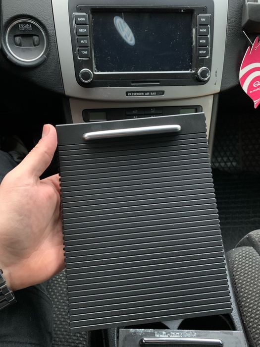 Щора подлакътник Пасат щола централната конзола Passat B6 B7 CC  ремон