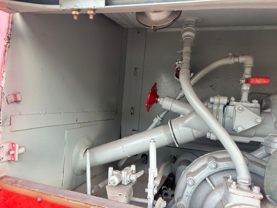 Пожарная машина Зил АЦ 40