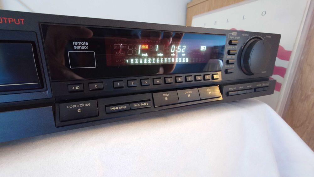 Продавам CD плеър Тechnics SL-P333